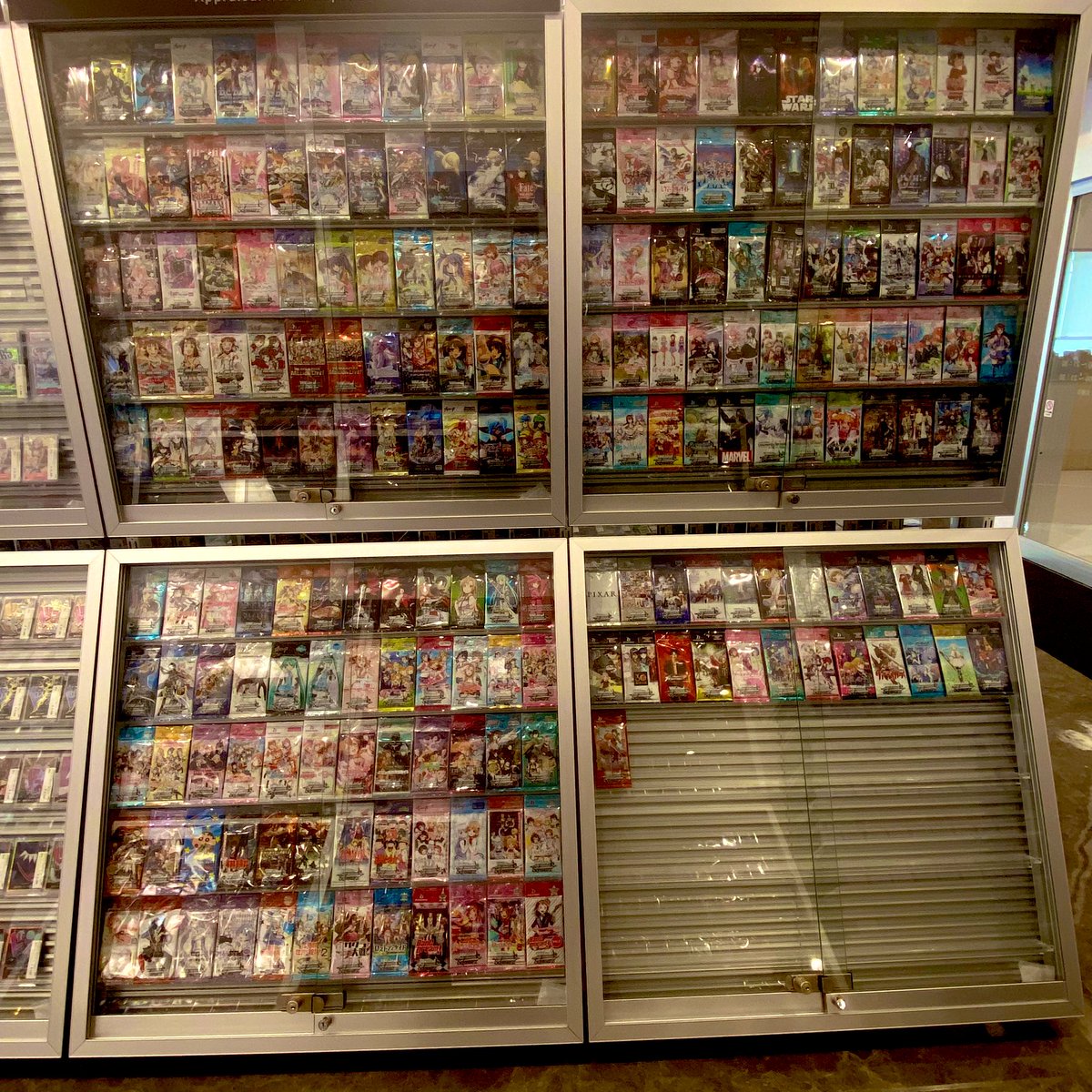 myca_0531's tweet photo. ヴァイス未開封パックコレクション
200パック突破〜✨

ないやつはマジでなくて
毎日探してます😇

あと130パックくらいでコンプ✨ https://t.co/4Zeq42c1Qr