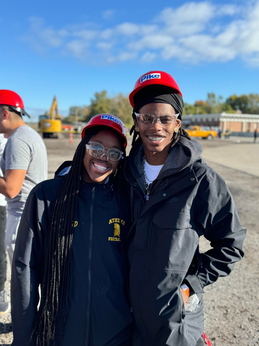 School to Career Pathways tweet media