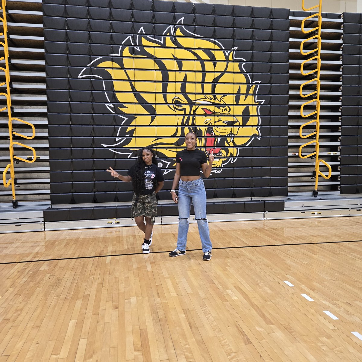 YoFavTeamMom😎 🤾🏾♀️⛹️🏾♀️🏃🏽♀️💨💨💨 (@yofavteammom1) on Twitter photo Dynamic duo❤️......2 games left before district......Senior Night is coming up🥹 <a href="/BatisteVp/">TBatisteVP</a> <a href="/TBatisteVMiddle/">Tarah Batiste Middle Blocker of the Year 21-4A</a> <a href="/LailaM_07/">lailamorrison</a>
#wcws 🥰 Dynamic duo❤️......2 games left before district......Senior Night is coming up🥹 <a href="/BatisteVp/">TBatisteVP</a> <a href="/TBatisteVMiddle/">Tarah Batiste Middle Blocker of the Year 21-4A</a> <a href="/LailaM_07/">lailamorrison</a>
#wcws 🥰