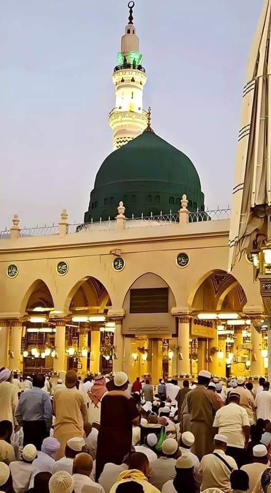 اَسلامُ عَلیکُم ورحمۃ اللّٰہ
صبح بخیر
سبحان اللہ وبحمدہ سبحان اللہ العَظيم 
صلی اللہ علیہ والہ وسلم