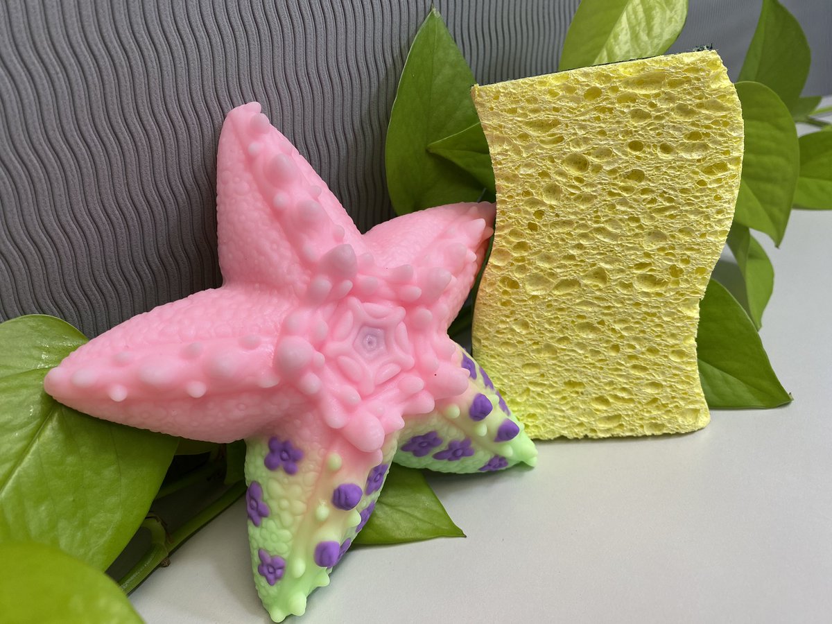 Astrid found a pal for the costume party ⭐️🧽🌸