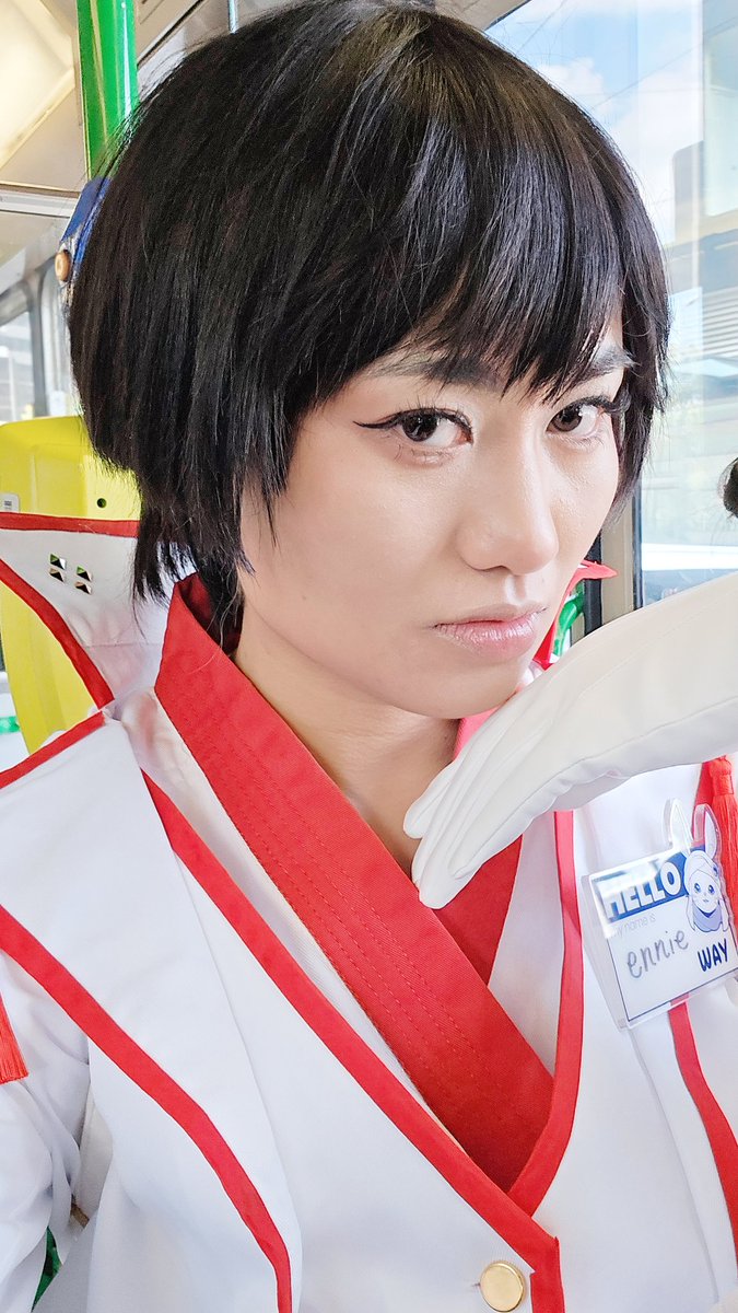 enniedraws's tweet photo. (asahi jumpscare) putting on this outfit for pax had me going through the 5 stages of grief bro https://t.co/sM40s8fp8b