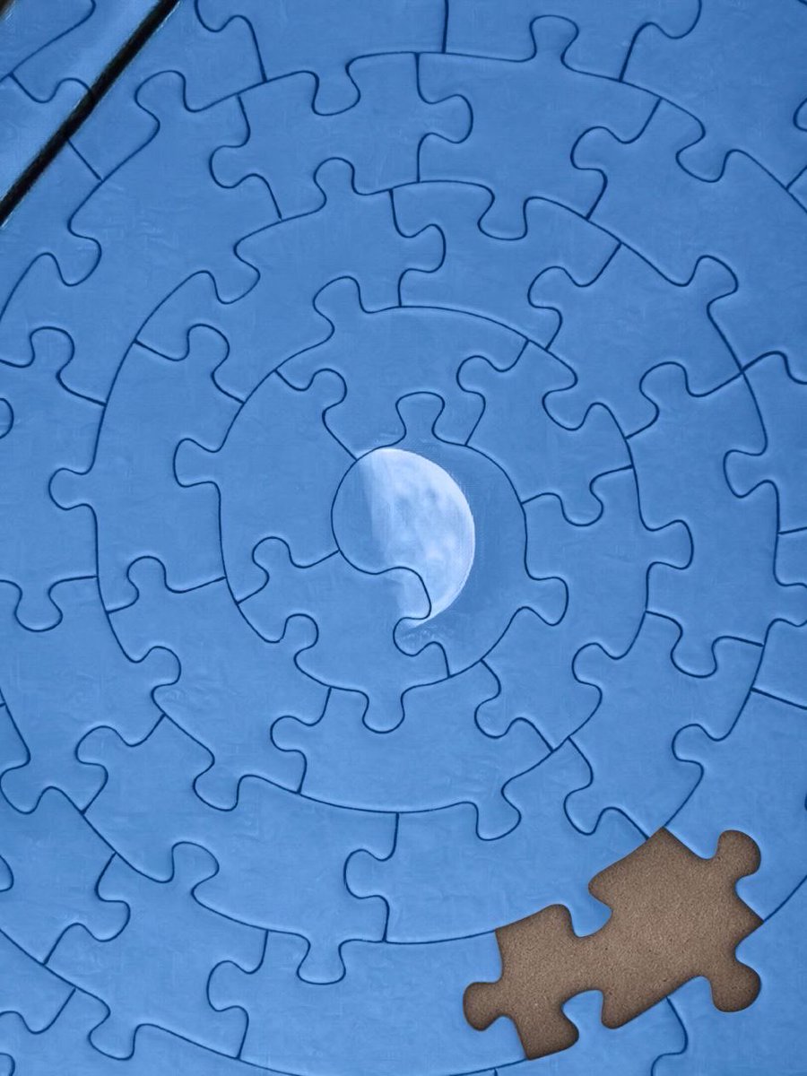 r_jon4's tweet image. #moon #sky #nature #puzzle 🌏🧩❤️🌻