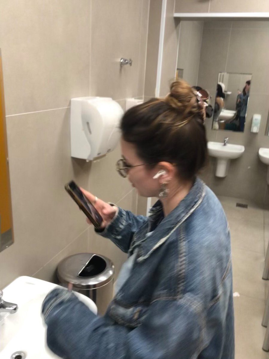 Professorah (@gveia_c) on Twitter photo 