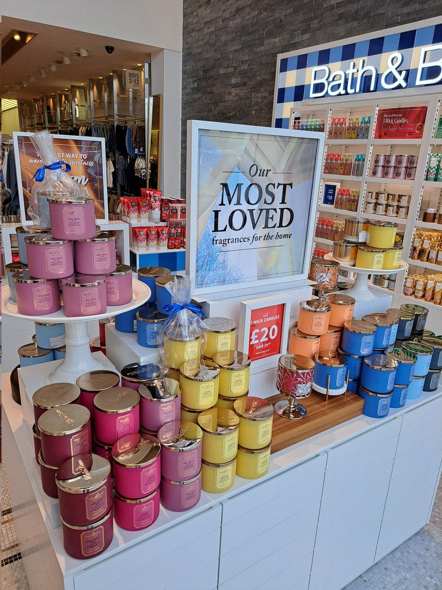 shazza330's tweet photo. 🎄Christmas has arrived at BBW Next Warrington - Gemini🎄https://t.co/8cxnYoc53V
#bathandbodyworks https://t.co/aFgUtn9f4c
