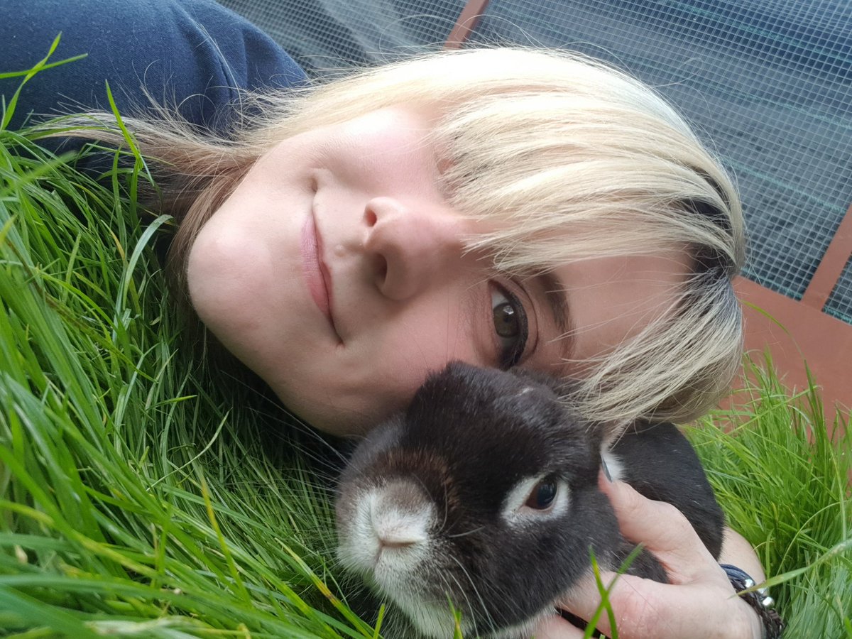 Hanna Rose tweet media