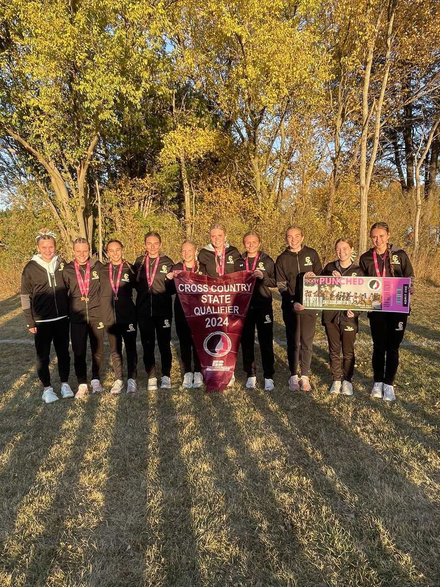 UNRANKED Clear Lake Girls take down 3 ranked teams to qualify for the 3A State Championships for the 3rd consecutive year!!!

#RunAsOne #Lakefast #STATEXC