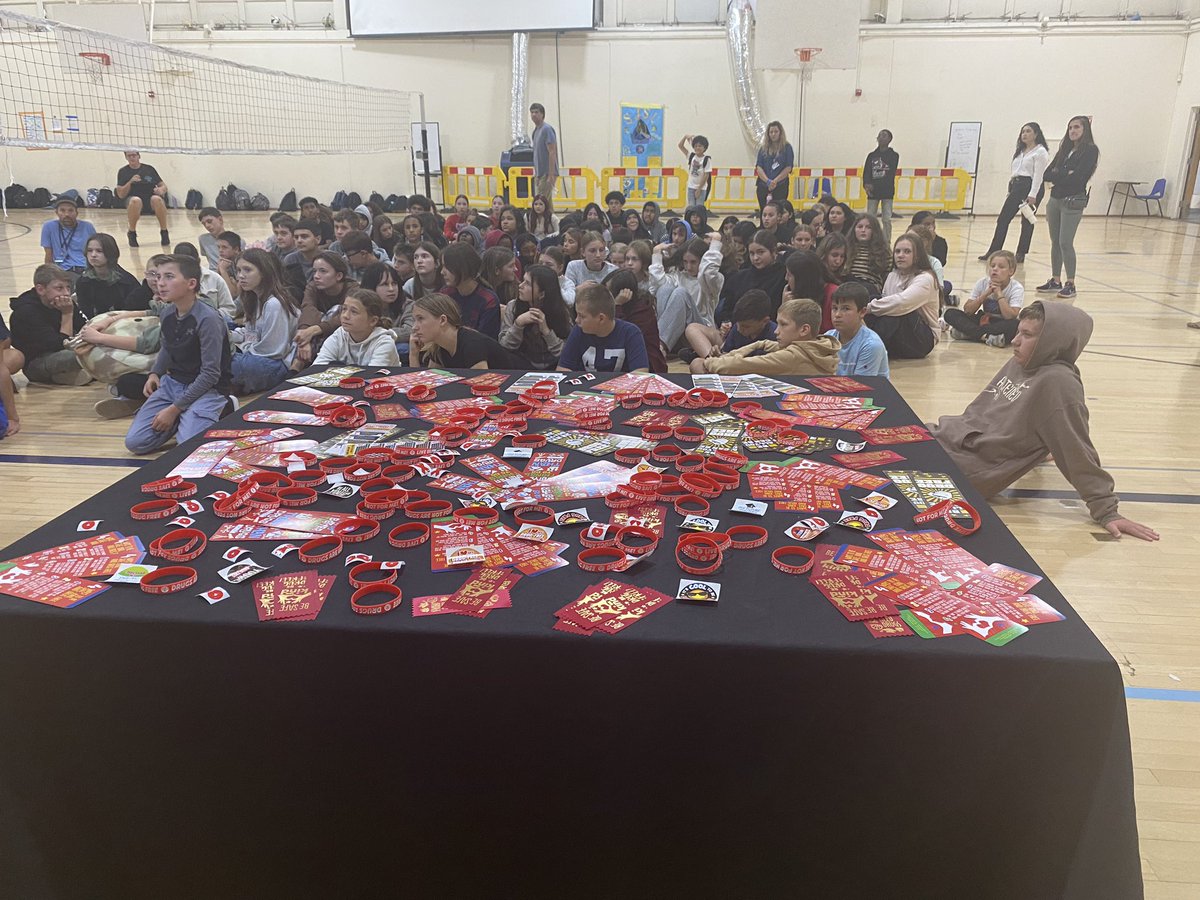 CCCS_school tweet media