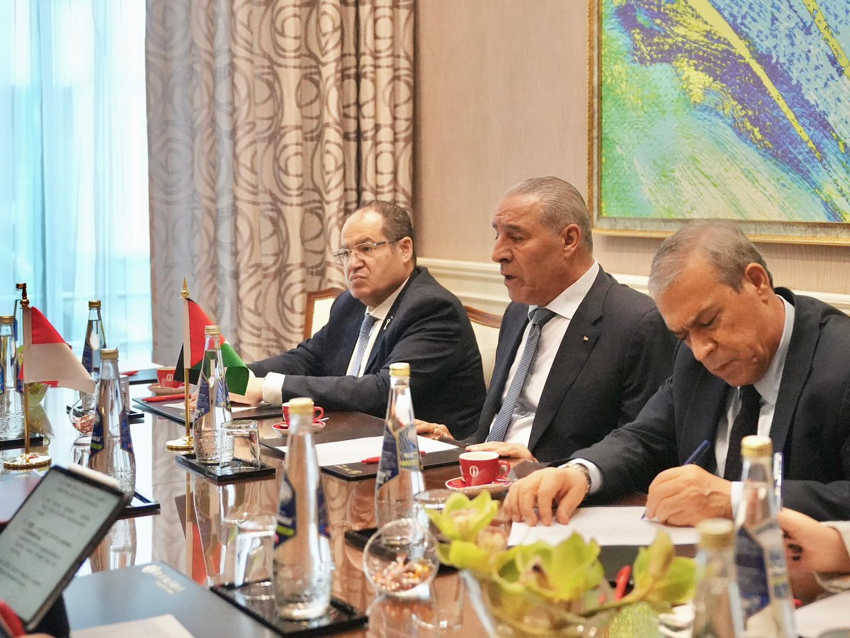 On the sidelines of the BRICS Plus Summit, Foreign Minister Sugiono held a bilateral meeting with the Secretary General of the Executive Committee of the Palestinian Liberation Organization (PLO), Hussein Al Sheikh (23/10). During the meeting, Foreign Minister Sugiono conveyed