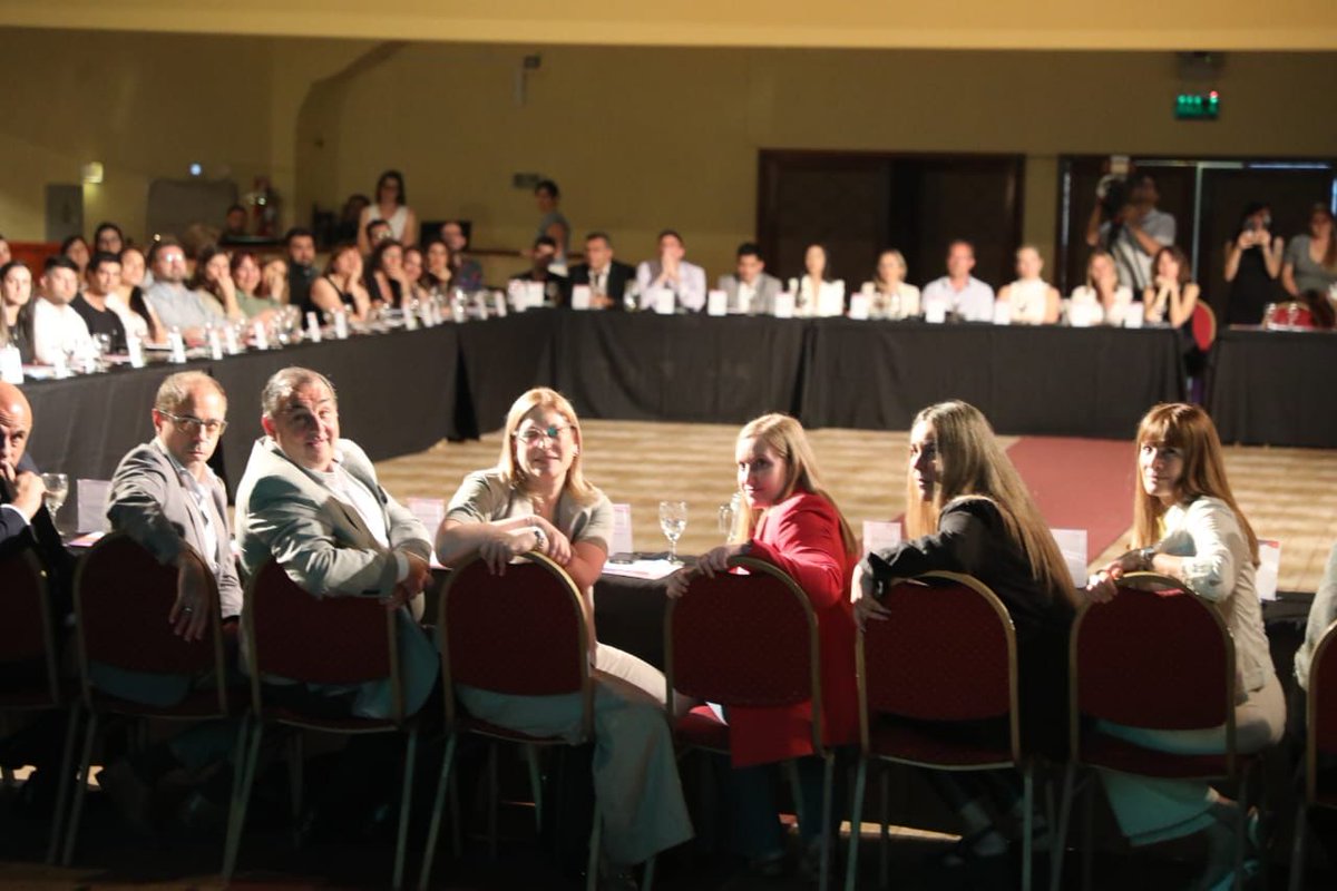 🗣️ Después de muchos años, se conformó el Consejo Provincial de niños, niñas y adolescentes

🤝 Un espacio para debatir las políticas públicas necesarias para fortalecer el reconocimiento en la sociedad de las niñas, niños y adolescentes como sujetos activos de derechos