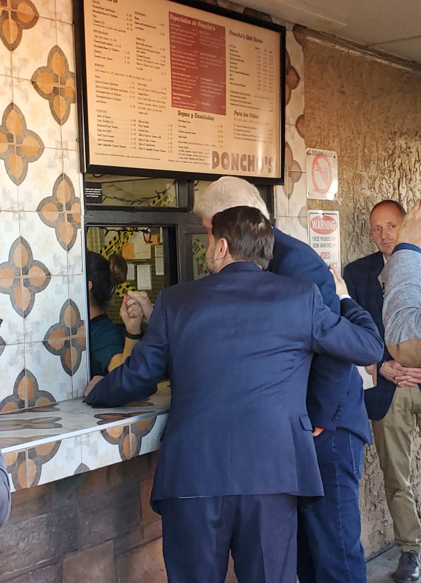 Casey Torres (@ctorrestv) on Twitter photo . <a href="/BillClinton/">Bill Clinton</a> picking up dinner at Poncho's in south PHX with @RepRubenGallego ahead of his Harris-Walz Early Vote event tonight. Restaurant owners say the former president had dinner here 25 years ago.
<a href="/azfamily/">azfamily 3TV CBS 5</a> . <a href="/BillClinton/">Bill Clinton</a> picking up dinner at Poncho's in south PHX with @RepRubenGallego ahead of his Harris-Walz Early Vote event tonight. Restaurant owners say the former president had dinner here 25 years ago.
<a href="/azfamily/">azfamily 3TV CBS 5</a>