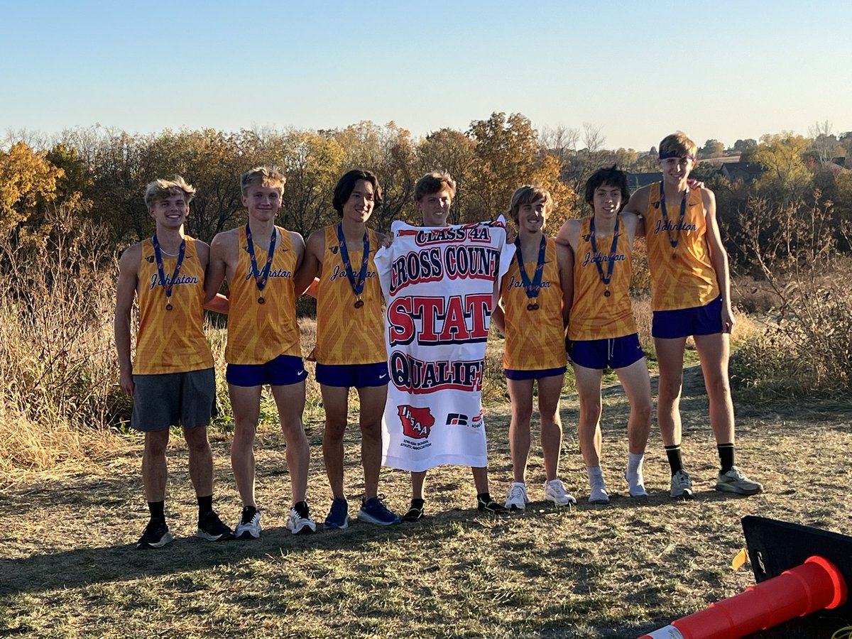 Johnston Boy's XC tweet media