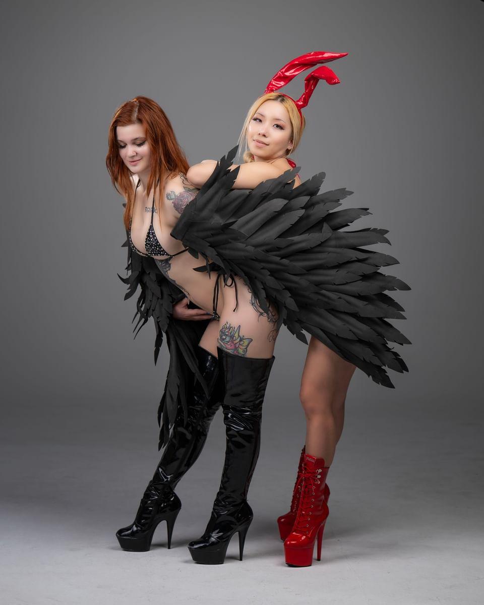 FantasyMaids604's tweet photo. 🎃✨ Spooky season is here, and Fantasy Maids is ready to cast a cleaning spell! 

🧹 Whether you’re hosting a Halloween party or just want your space looking *scarily* good, our enchanting maids will leave your home sparkling! ✨

Don’t ghost us—book today! 💀🕸️ https://t.co/Rjh2PXsynP