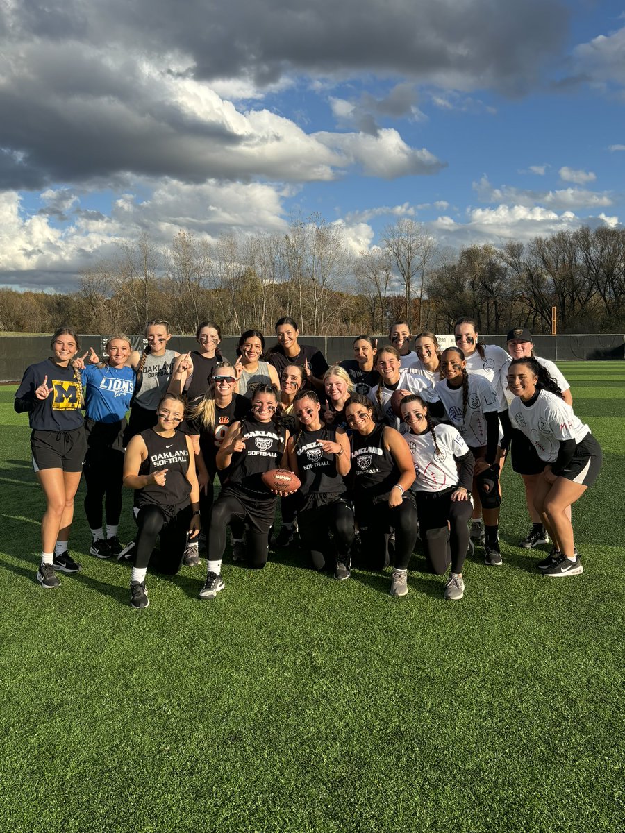 Oakland Softball tweet media