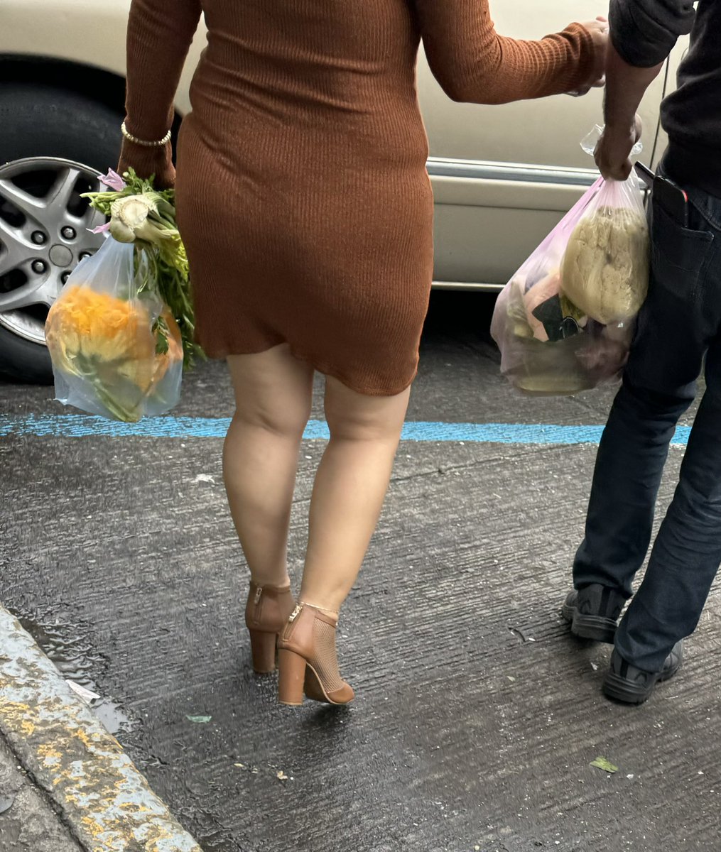 😋😋lo que  uno se encuentra