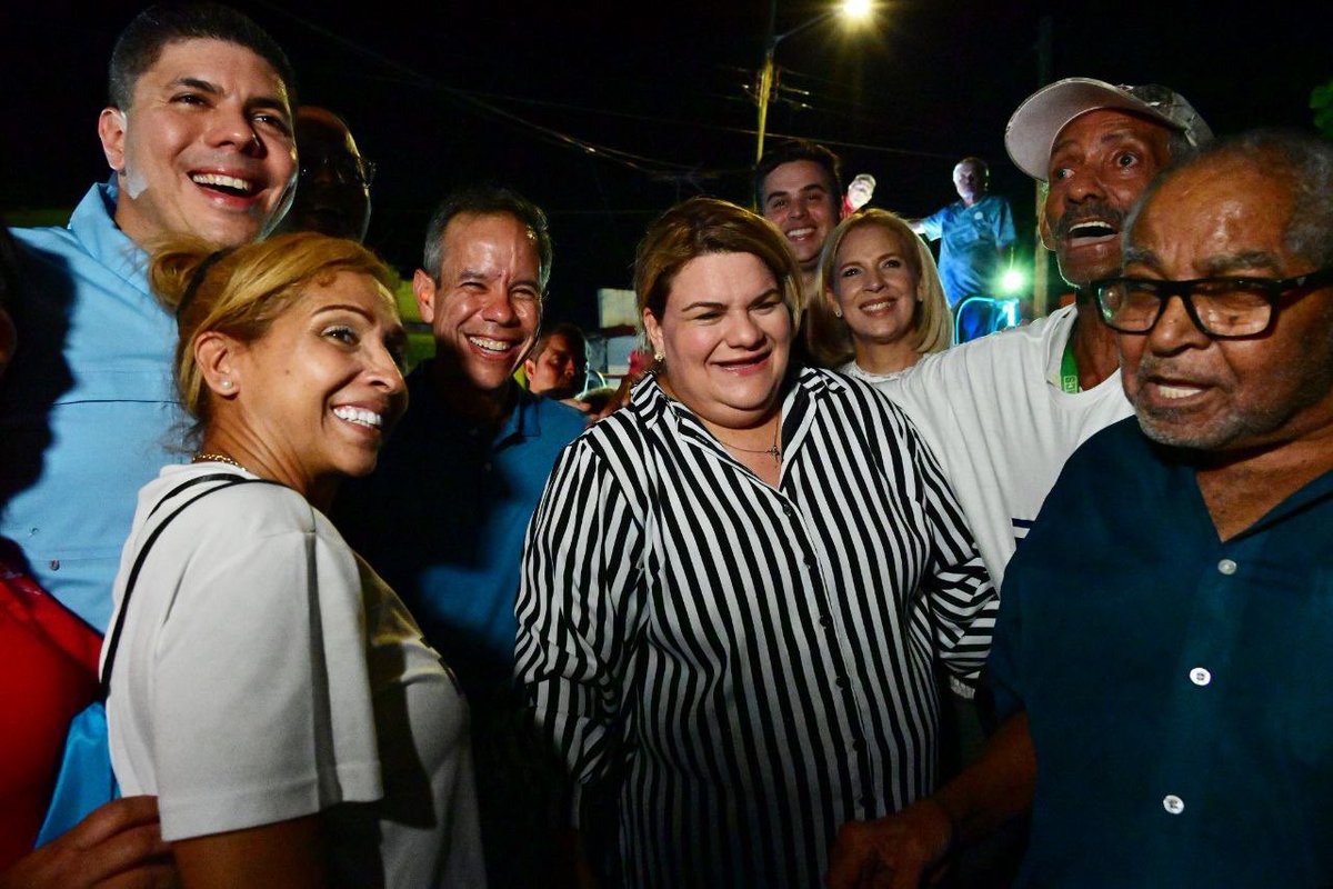 JGO_2024's tweet photo. ¡Seguimos #EnLaCalleConJenniffer! Viendo el entusiasmo de nuestra gente del precinto 1 de San Juan, desde la Barriada las Monjas, Buena Vista y Barrio Obrero. ¡Gracias! El 5 de noviembre, #VotaÍntegroPNP: 

🌴 Miguel Romero Lugo, alcalde San Juan
🌴 Eddie Charbonier, representante por el distrito 1
🌴 Juan Oscar Morales, senador por el distrito de San Juan
🌴 Nitza Morán, senadora por el distrito de San Juan
🌴 José Aponte, representante por acumulación
🌴 Leyda Cruz, candidata senadora por acumulación
🌴 Jorge Santini, exalcalde de San Juan 
🌴 José "Nuno" López exrepresentante distrito 1