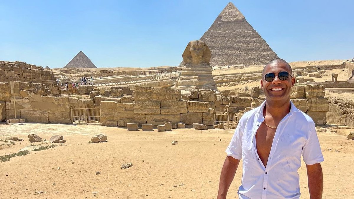 choquei's tweet image. 🚨VEJA: Brasileiro entra para o Guinness Book como a pessoa mais rápida a visitar todos os 196 países do mundo.

Robson Jesus, de 35 anos, que é natural de Osasco (SP), afirmou que os países que mais gostou foram Japão, Tailândia e Vietnã.