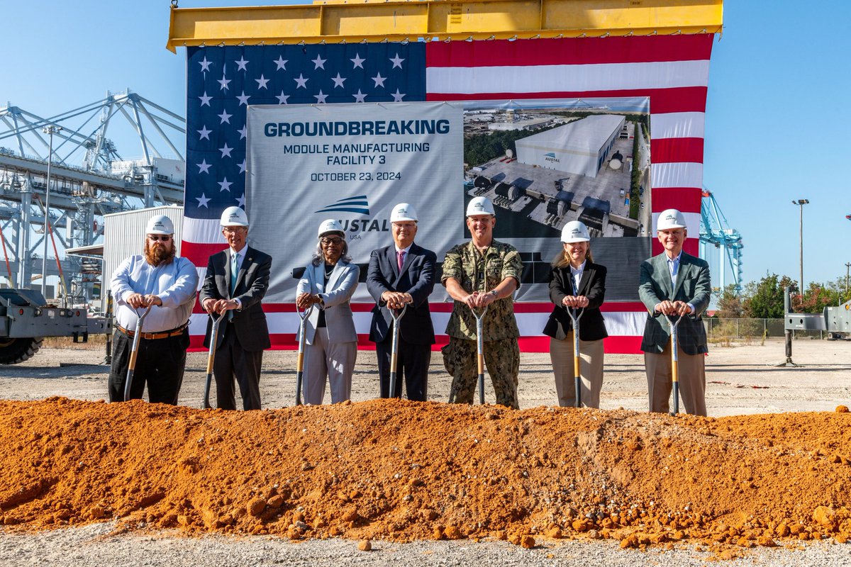 RepJerryCarl's tweet image. I joined @Austal_USA at a groundbreaking ceremony for their new submarine module manufacturing facility! The submarine components they will manufacture here are a HUGE part of our national defense. Congrats to Austal USA on this special day! #AL01