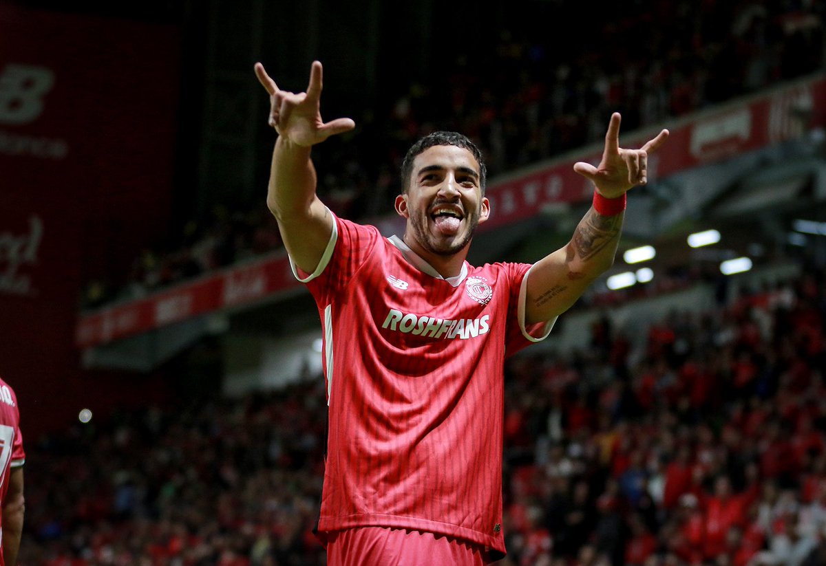 Linda noche en casa 😜