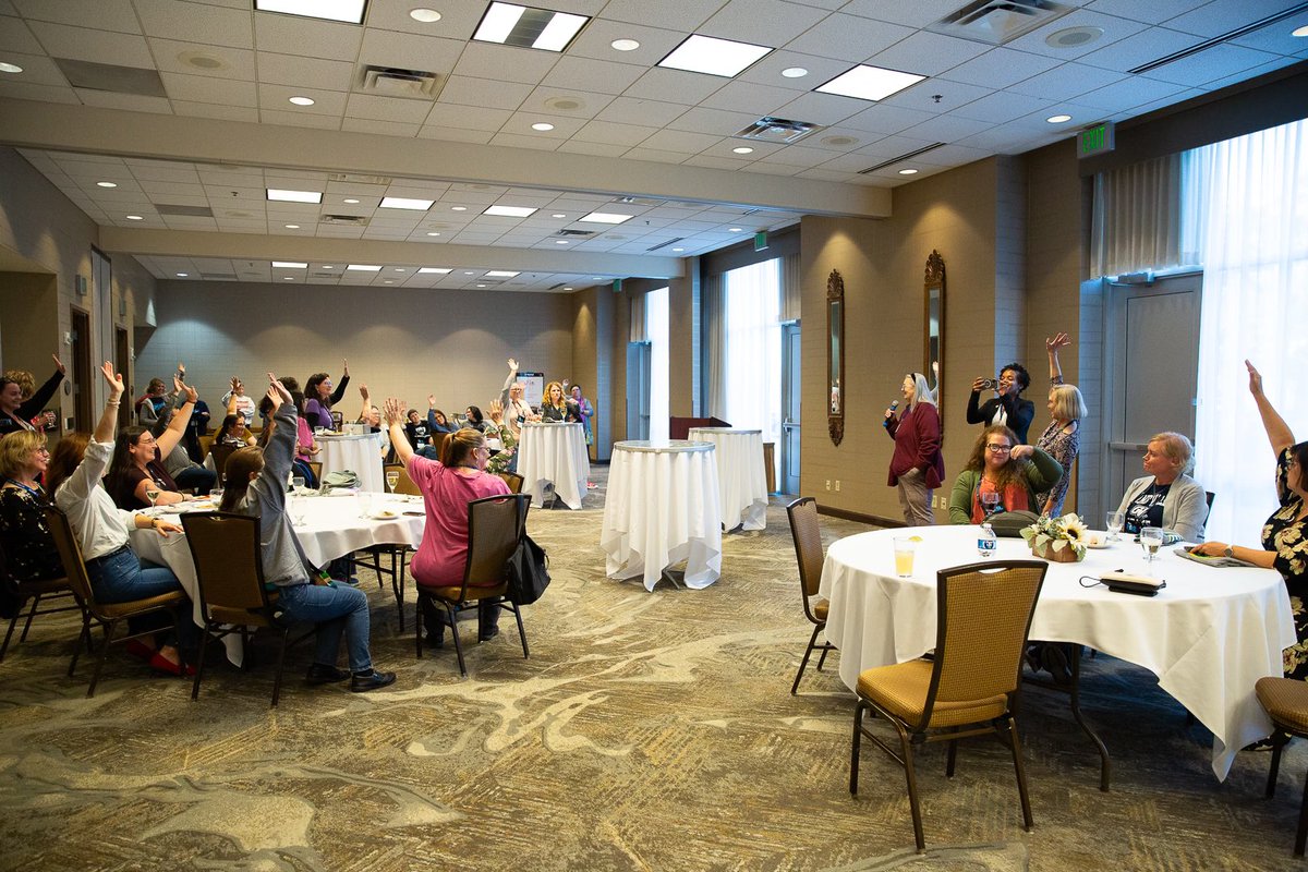 Thank you <a href="/SISwsu/">Wayne State SIS</a> for hosting the Welcome Reception for #MASL51! 💚📚💛