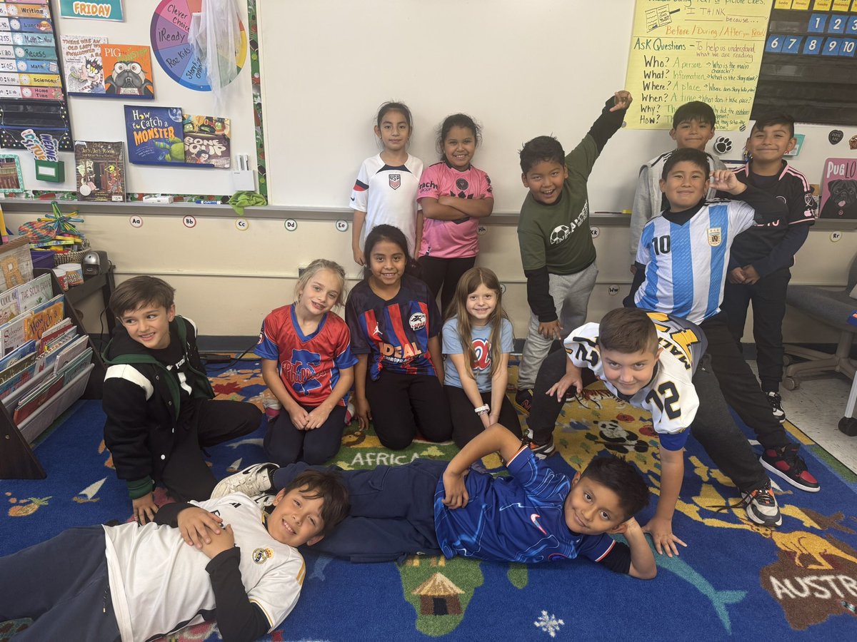 Ms.Trattler tweet media