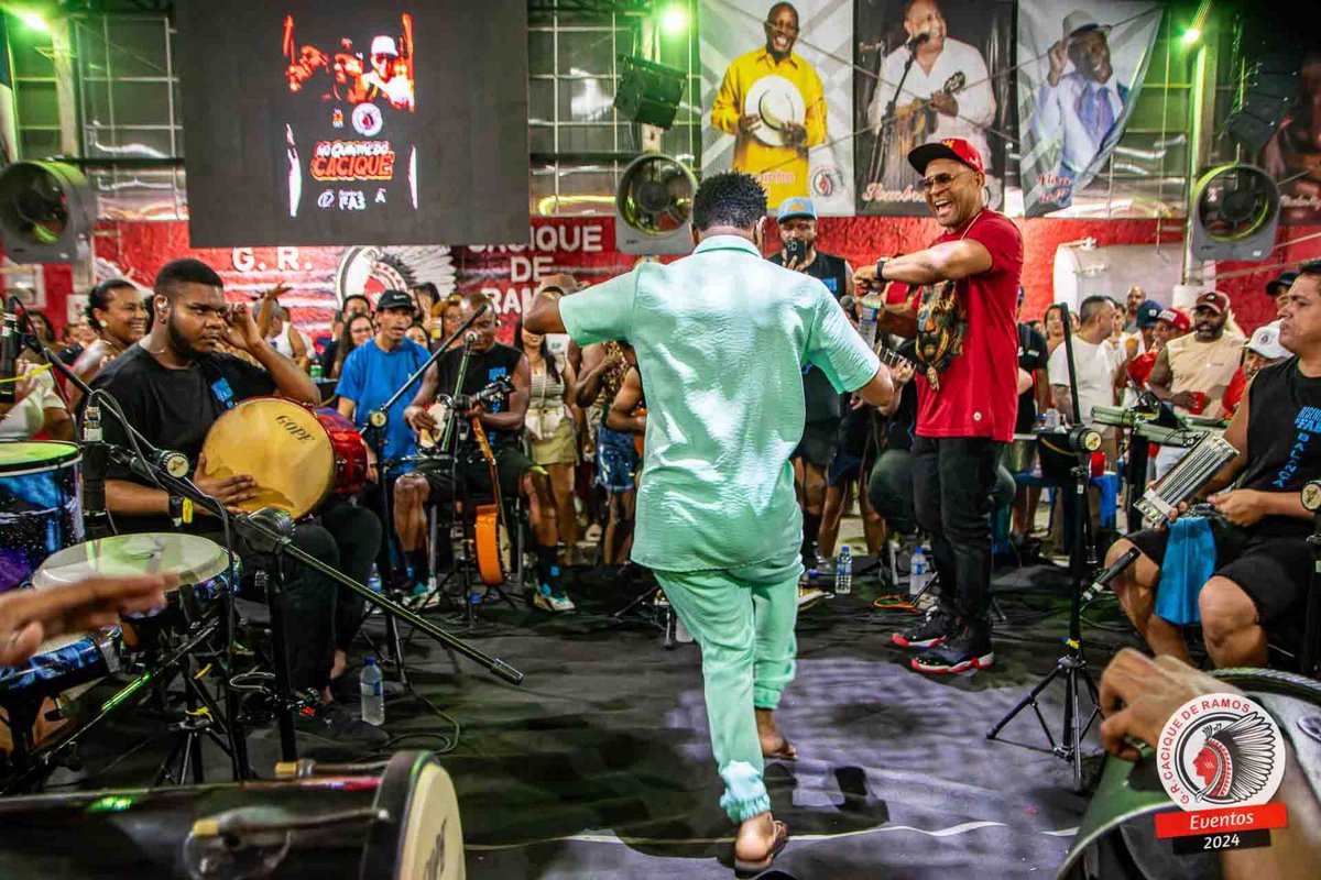 caciqueoficial's tweet image. Samba é vida! 
Samba é diversão!
Samba é tudo!

Imagem direta do nosso amado Cacique de Ramos!

#caciquederamos
#bercodosamba
#sambaraiz