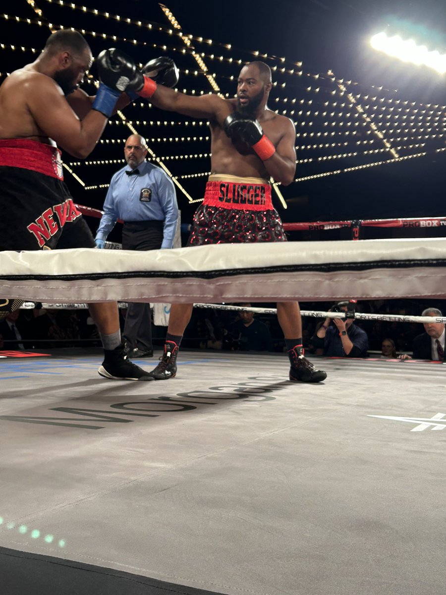 We are live on YouTube and Fubo sports on <a href="/fuboTV/">Fubo</a> with <a href="/ProBox_TV/">ProBox TV</a> Wednesday night fights!