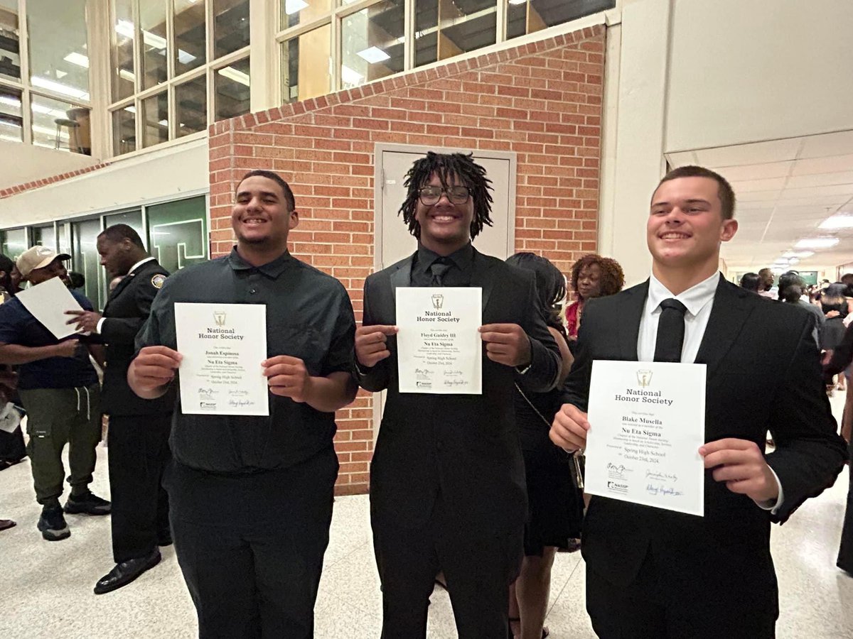 Jonah Espinosa (@jonah_d1) on Twitter photo Im very proud to be inducted with my teammates <a href="/FloydGuidry99/">Floyd ’’The Juggernaut‘‘ Guidry</a> and <a href="/Blake9878/">Blake Musella</a> to the National Honor Society. Definition of Student Athletes #AGTG #KOTJ #StudentAthlete <a href="/single_antonio/">Antonio Singleton</a> <a href="/CoachStrange06/">Freddie Strange Jr.</a> <a href="/Coach_Dever/">Coach Dwayne Dever</a> Im very proud to be inducted with my teammates <a href="/FloydGuidry99/">Floyd ’’The Juggernaut‘‘ Guidry</a> and <a href="/Blake9878/">Blake Musella</a> to the National Honor Society. Definition of Student Athletes #AGTG #KOTJ #StudentAthlete <a href="/single_antonio/">Antonio Singleton</a> <a href="/CoachStrange06/">Freddie Strange Jr.</a> <a href="/Coach_Dever/">Coach Dwayne Dever</a>