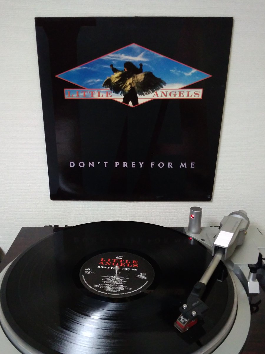 Little Angels - Don't Prey for Me (1989) 
#nowspinning #vinylrecords #vinylcollection 
#Britishrock #hardrock 
#LittleAngels #LittleAngelsband <a href="/LittleAngelsJam/">Little Angels</a> <a href="/TobyJepson/">Toby Jepson</a>