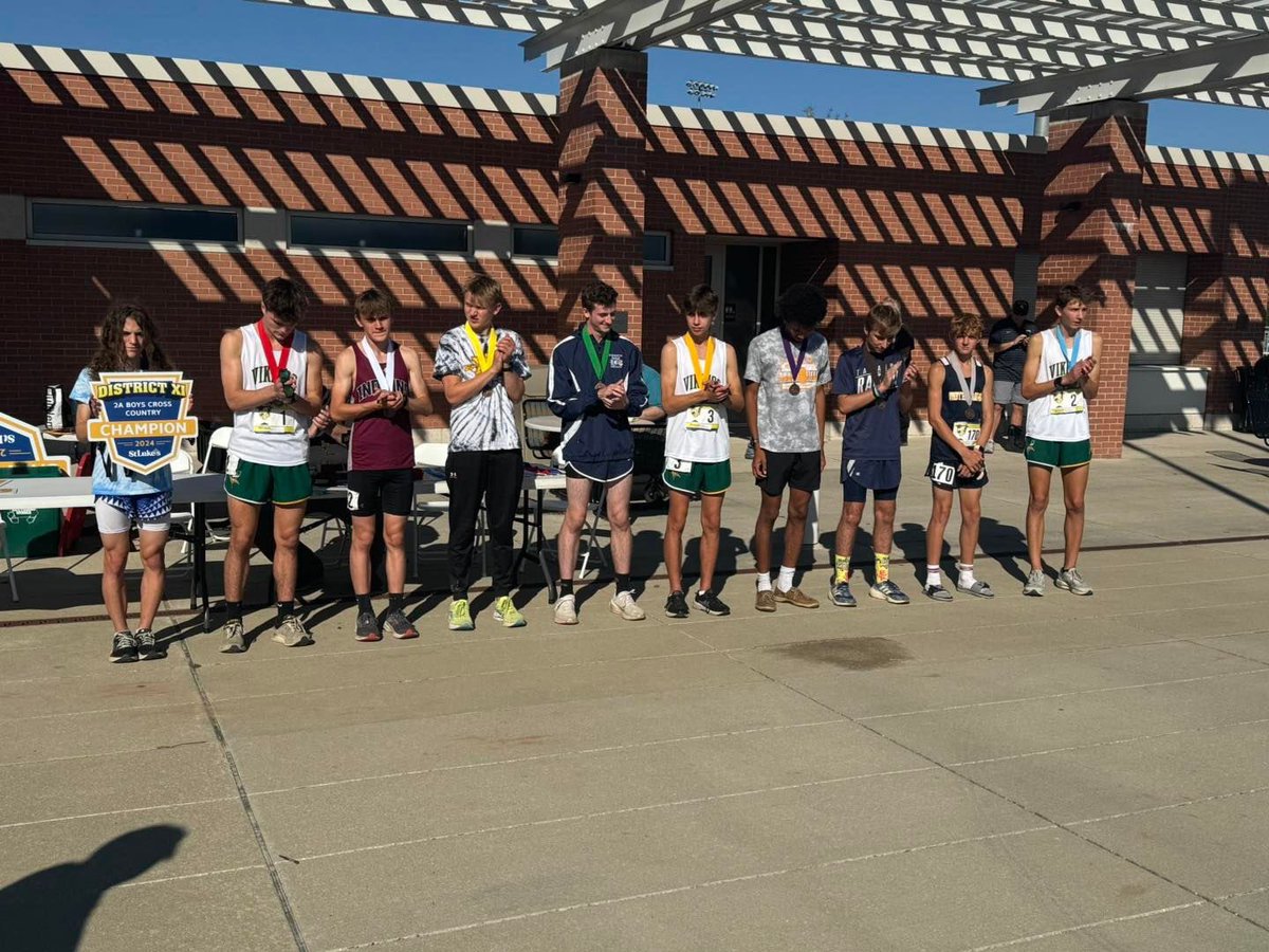 ACCHSVikings's tweet image. #VikingProud Congratulations to our District XI Cross Country medalists, 2nd Place Duke Ebert, 6th Place Will Haring and 10th Place Thomas Grubb! Way to go, Vikes! #FaithTraditionExcellence 💚💛🤘🥇🏆