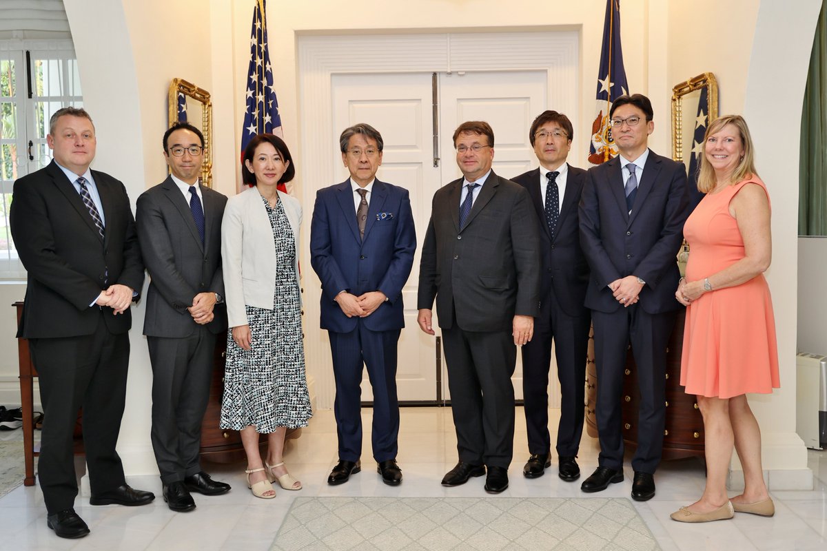 USAmbKL's tweet image. Great meeting with JBIC Chairman Maeda to explore #DevelopmentFinance opportunities in Malaysia and the region. JBIC is a valued partner of DFC, and together we can drive more efficient and impactful infrastructure investments across the Indo-Pacific. @DFCgov
