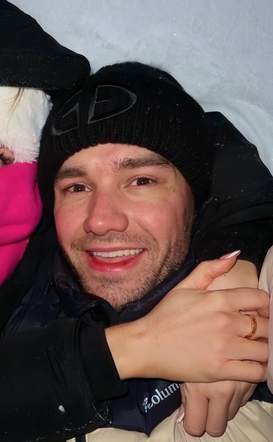 LiamPayneVnzla's tweet photo. Una semana sin ti💔 https://t.co/9Nz3QWuqHd