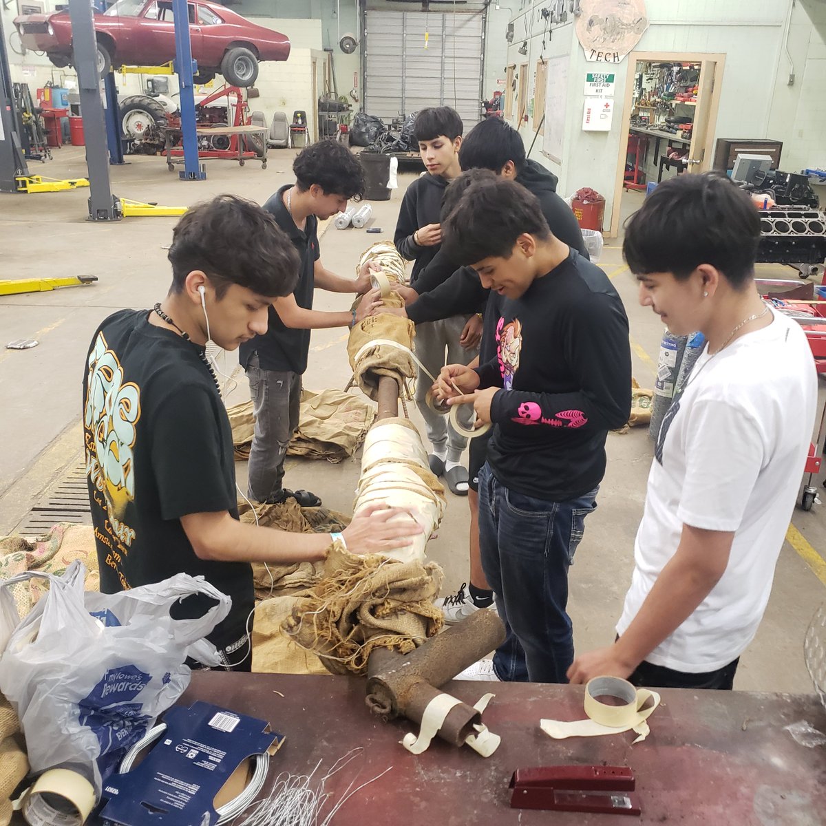MchiAdvautotech's tweet photo. My Automotive Technology students put in some extra time this week and got the "M" all wrapped up and ready to burn tomorrow night for our annual Homecoming week Burning of the "M" @McallenHigh@McAllenISDCTE https://t.co/W3MGirrl90