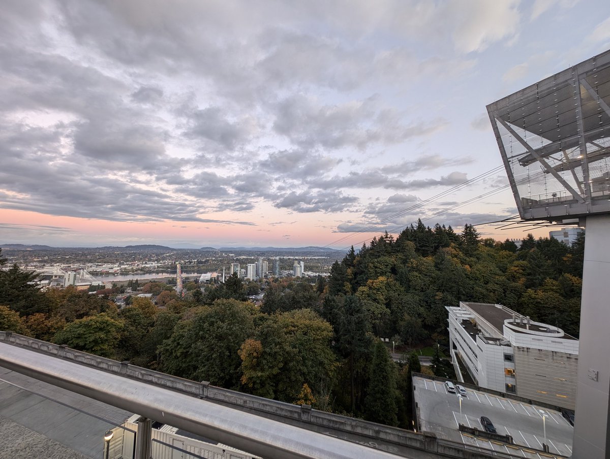 QuadMet 🏳️‍⚧️ Orange line to Milwaukie 🟠 tweet media