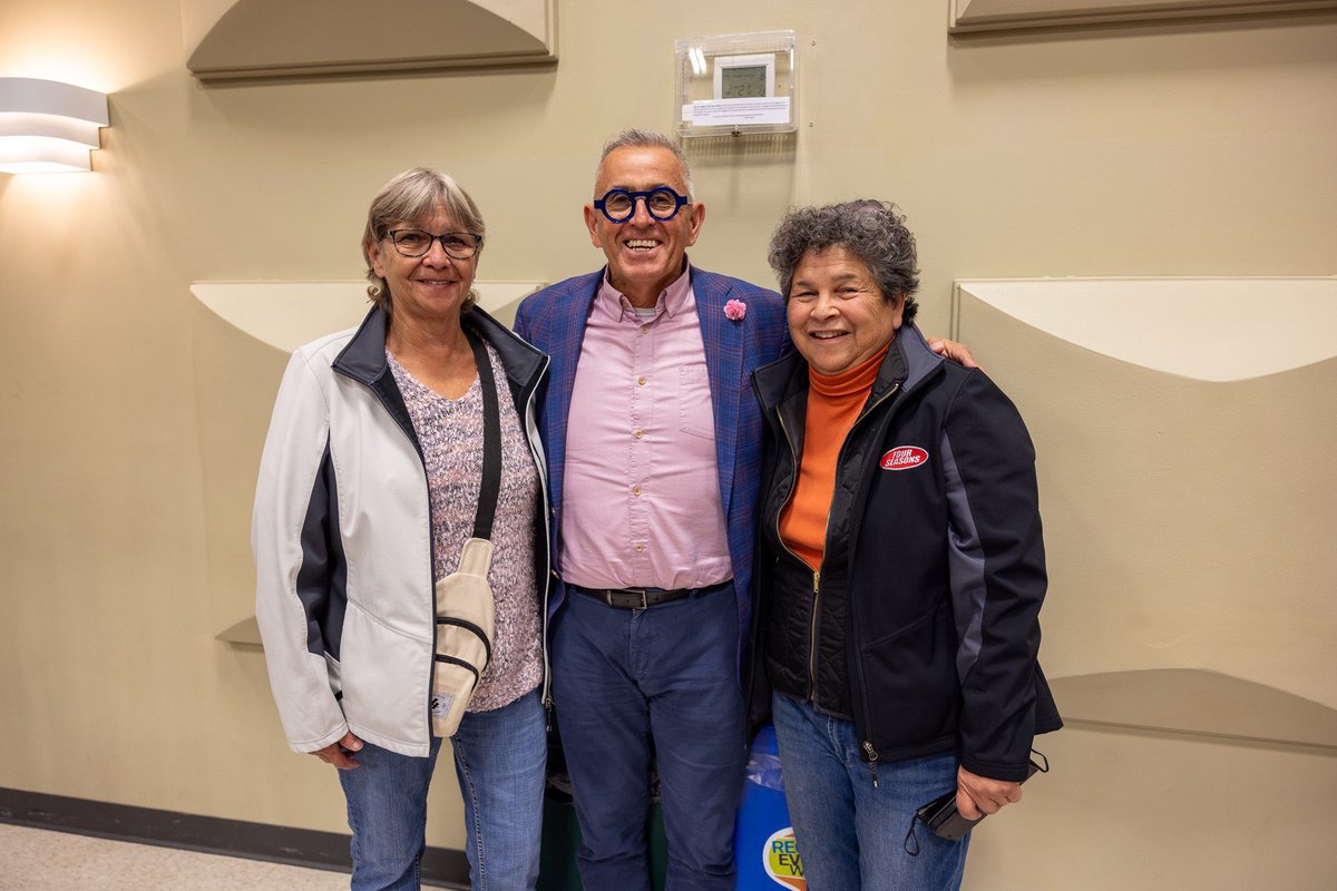 Manitobans are raising their voice for an MRI in Portage la Prairie! 📢🏥

MLA <a href="/JeffBereza/">Jeff Bereza</a> hosted a successful nonpartisan town hall last night as part of an ongoing push to include an MRI unit in the new Portage hospital.

Bereza was joined by a panel of speakers, which included