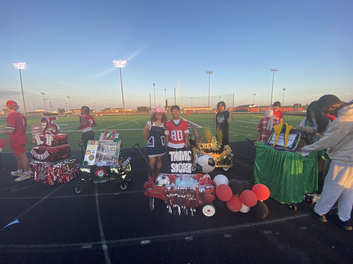 Shoutout to all of those that participated tonight and congratulations to Ayleen for making homecoming court!!!