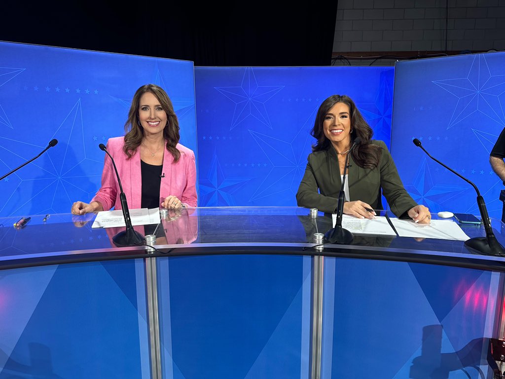 Getting ready for the Sacramento mayoral debate with <a href="/ZavalaA/">Ashley Zavala</a> — join us starting at 7:20 tonight on KCRA 3!