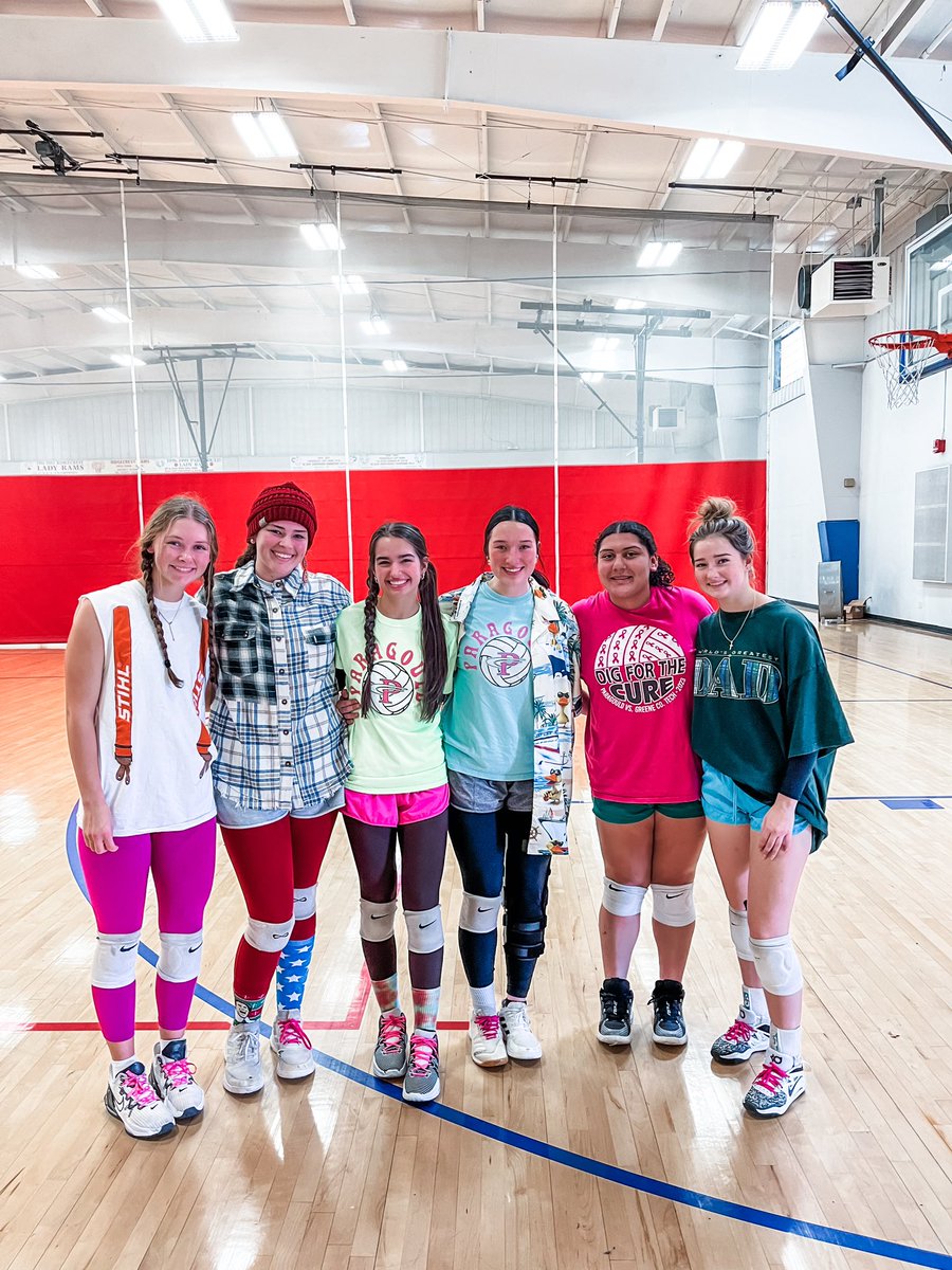 LadyRamVball's tweet photo. When Homecoming dress up day carries over into practice…😂🤪👚🩳🏐 A fun last practice for our seniors!  #MismatchDay #WackyWednesday https://t.co/t0Fn2nuA7m