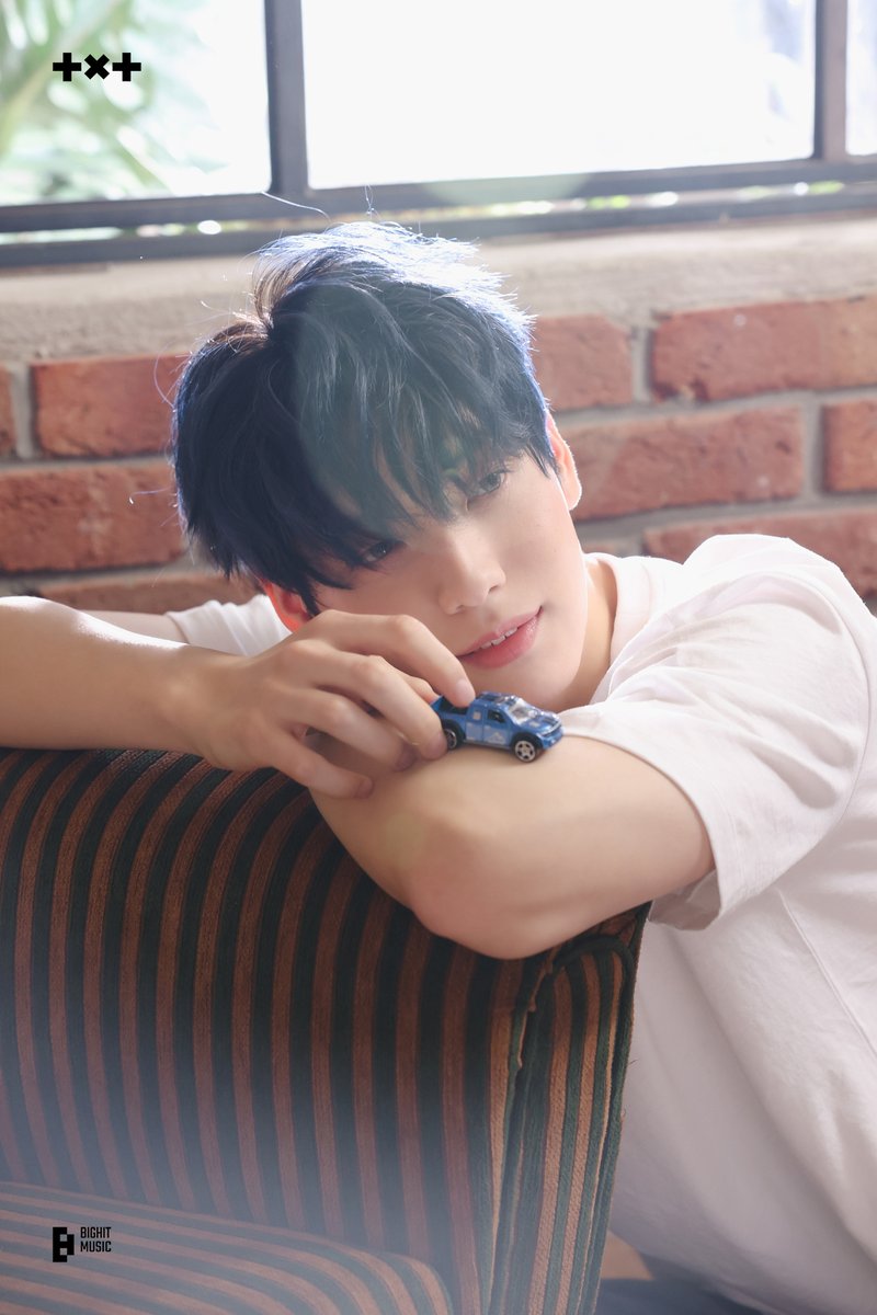 TXT 'The Star Chapter: SANCTUARY' - Concept 'ANGEL' Photo Sketch
(weverse.io/txt/media/0-15…)

#투모로우바이투게더 #TOMORROW_X_TOGETHER #TXT
#TheStarChapter #SANCTUARY #TXT_ANGEL