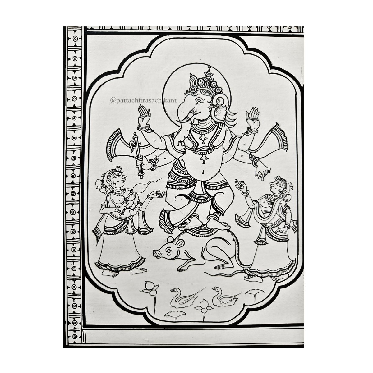 ISachikant's tweet image. Here is the complete picture of the Ganesha painting.
Original and authentic pattachitra painting of Heritage Village Raghurajpur, Odisha.
Size_3/2 ft.
Customized work 
Bring this beautiful masterpiece for your beautiful Home if you are looking.
#pattachitra #customizedwork #art