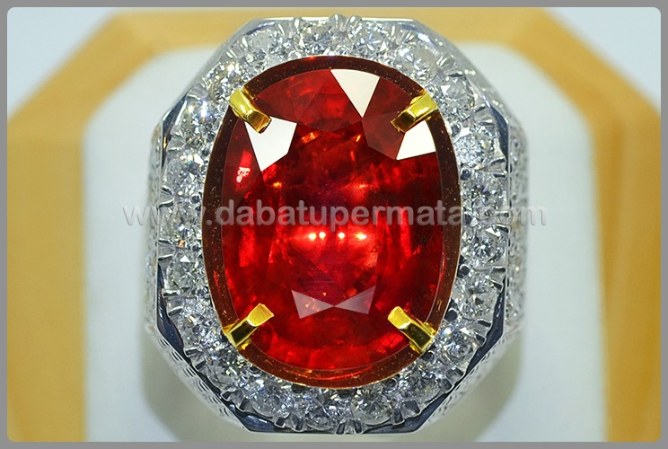 dabatupermata's tweet photo. Elegant Hot Metalik RUBY Cristal Song Hea

Code : RBC 103 + Sertifikat
Nama : RUBY + AGL
Origin : Song Hea
Stone Weight : 16.11 ct
Total Weight : 24.6 gr
Size : 17.1 x 12.6 x 8 mm

@followers
#Ruby #Emerald #Zamrud 
#Gemstones #Jewelry
#Permata #BatuPermata #BatuRuby #RubyStar 
#BatuMulia #Diamond #Berlian #Safir #Luxury #SuperCar