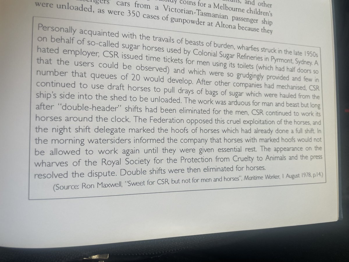 Solidarity between wharfies &amp; horses: a beautiful thing. #ausunions