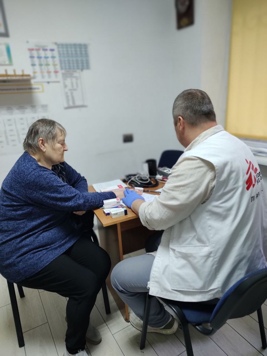 4.6 million people are now internally displaced in #Ukraine because of the war, according to Ministry of Social Policy of Ukraine. Every week, the MSF mobile clinic team conducts medical examinations in a hub for displaced people in Kramatorsk, Donetsk region.