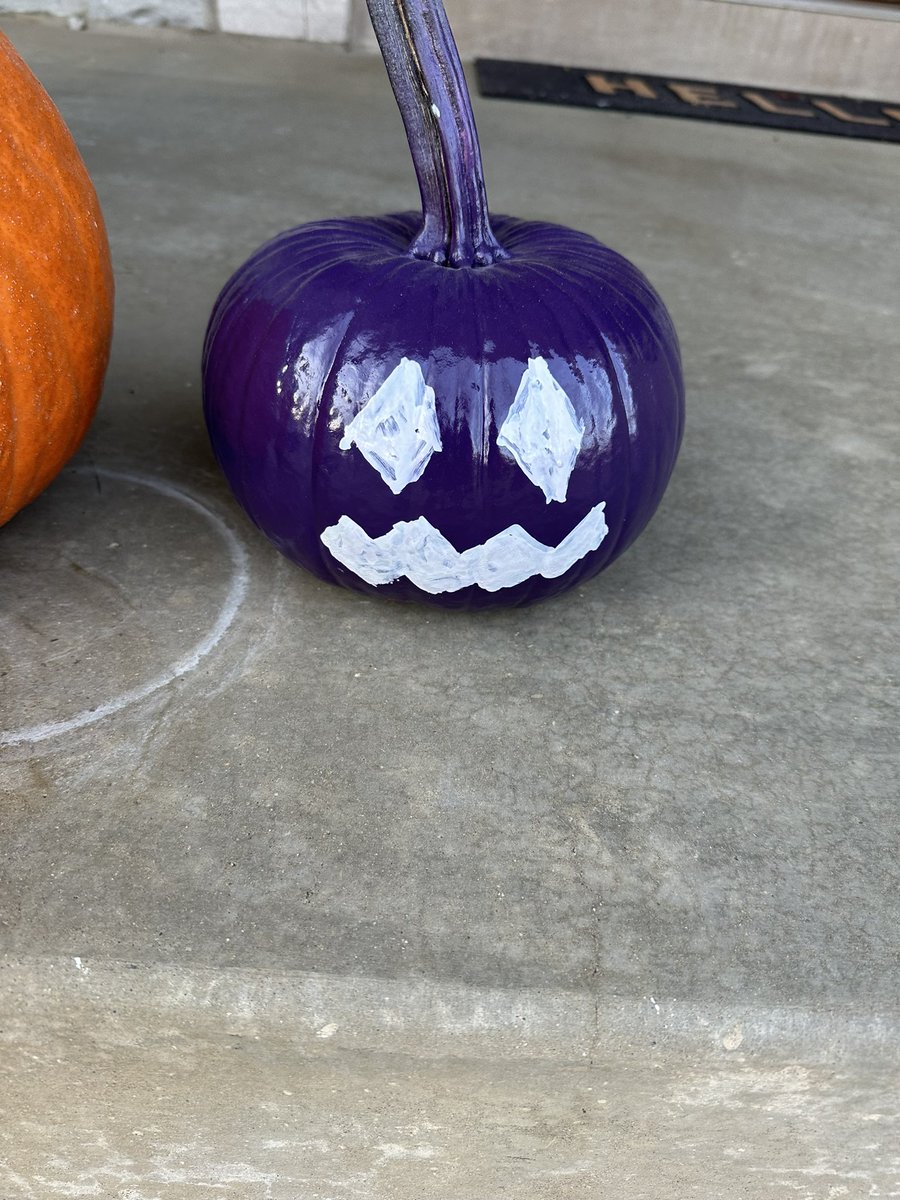Jamie Van Gompel MD (@jamievangompel) on Twitter photo Purple pumpkin for epilepsy in honor of all the amazing patients we get to cure from this terrible disease daily #halloweeen #EpilepsyAwareness <a href="/EpilepsyFdn/">Epilepsy Foundation of America</a> <a href="/AmEpilepsySoc/">American Epilepsy Society</a> <a href="/EpilepsyMN/">Epilepsy Foundation of Minnesota</a> <a href="/EFCST/">Epilepsy Foundation Central & South Texas</a> Purple pumpkin for epilepsy in honor of all the amazing patients we get to cure from this terrible disease daily #halloweeen #EpilepsyAwareness <a href="/EpilepsyFdn/">Epilepsy Foundation of America</a> <a href="/AmEpilepsySoc/">American Epilepsy Society</a> <a href="/EpilepsyMN/">Epilepsy Foundation of Minnesota</a> <a href="/EFCST/">Epilepsy Foundation Central & South Texas</a>
