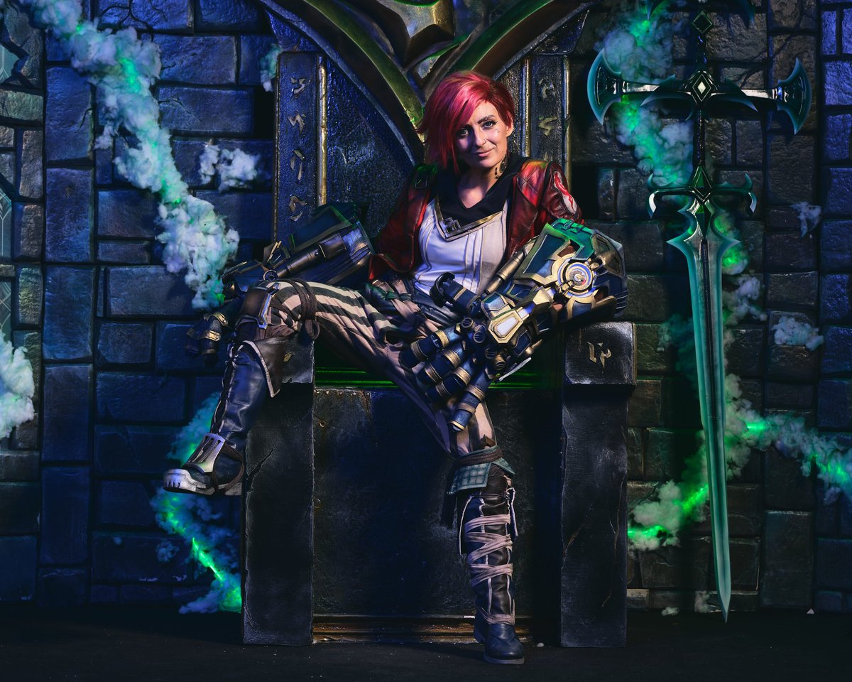 Sikay (@sikay_cosplay) on Twitter photo Happy to finally be able to cosplay Vi as official cosplayer for <a href="/riotgames/">Riot Games</a> <a href="/arcaneshow/">Arcane</a>
meet me with the whole crew this week-end at <a href="/Galeries_Laf/">Groupe Galeries Lafayette</a> Champs Elysées
📸 <a href="/Cyranospic/">Cyrano's Pictures</a>
#arcanecosplay #vicosplay Happy to finally be able to cosplay Vi as official cosplayer for <a href="/riotgames/">Riot Games</a> <a href="/arcaneshow/">Arcane</a>
meet me with the whole crew this week-end at <a href="/Galeries_Laf/">Groupe Galeries Lafayette</a> Champs Elysées
📸 <a href="/Cyranospic/">Cyrano's Pictures</a>
#arcanecosplay #vicosplay