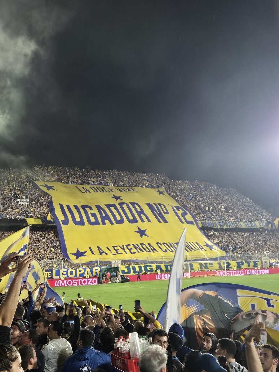 geryroselli's tweet photo. Una experiencia única. Indescriptible vivirlo desde adentro... y más cuando pasas a Semi 💙💛💛 https://t.co/TvtelnhqSv