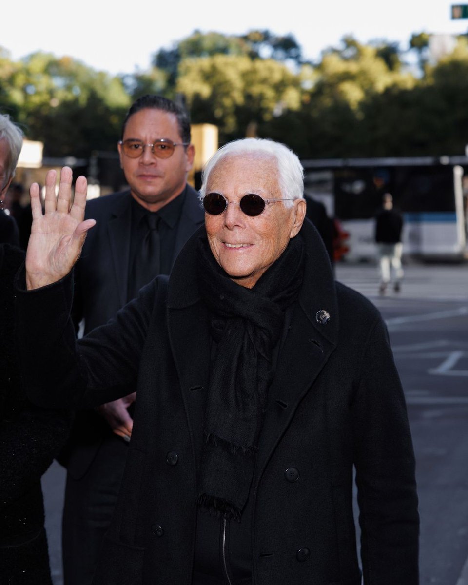 ジョルジオ アルマーニ ジャパン tweet media