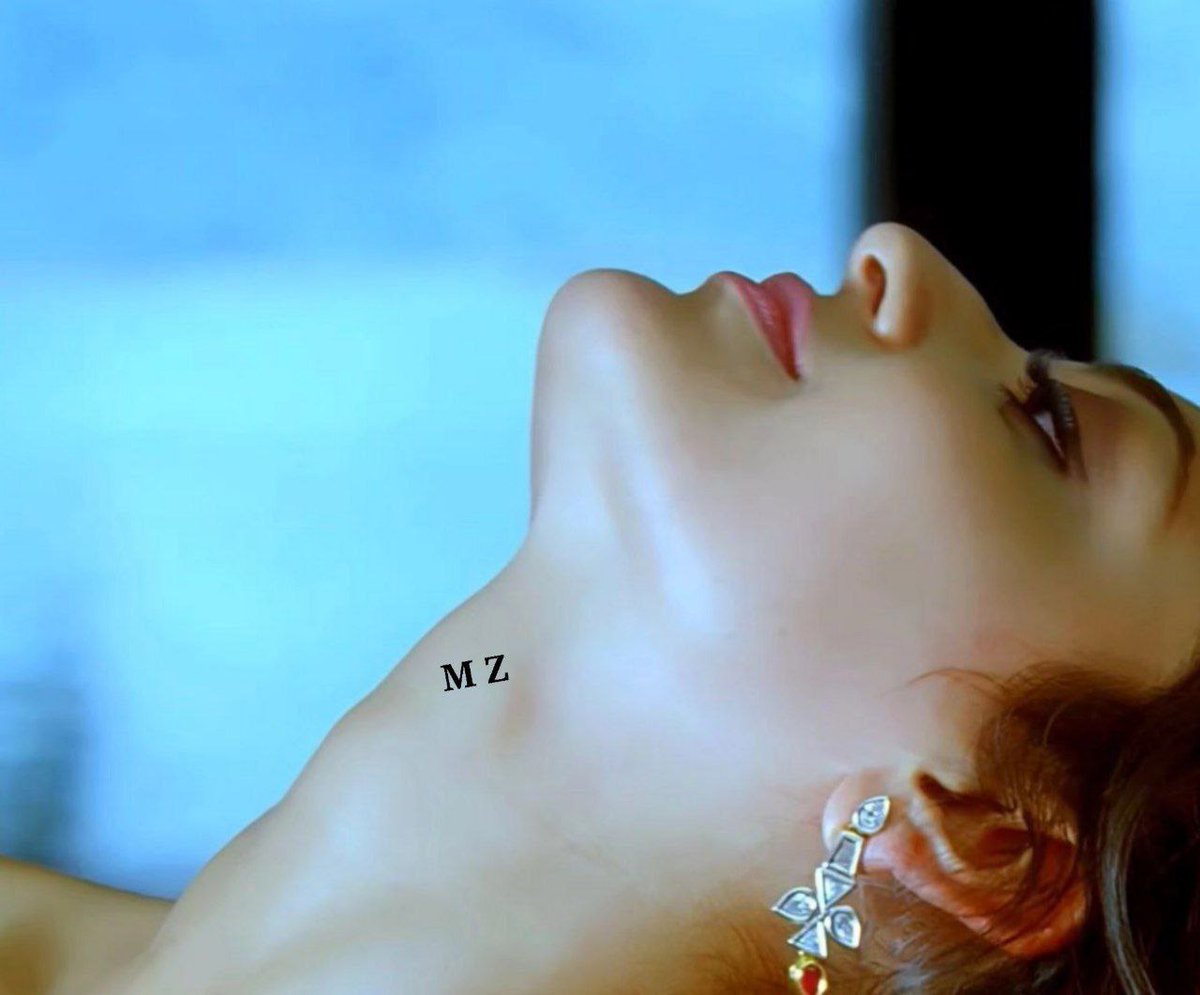 Thalapa16321147's tweet photo. Kajal Neck >>> 😘 
#KajalAggarwal https://t.co/tb7iNlkBcv