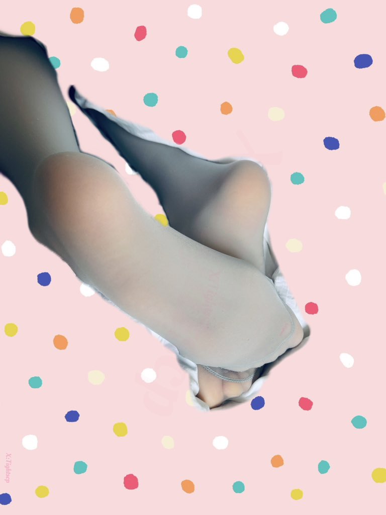 #灰丝 #tights #graytights #nylon #丝袜 #丝袜脚 #feet #foot #Hosiery #toe #gray #nylonfeet #nylonfoot #legs #hosiery #nylonleg #nylonlegs #stocking #pantyhose #连裤袜 #裤袜 #sexy #丝袜腿 #OOTD #丝足 #开档袜 #玉足  #玉