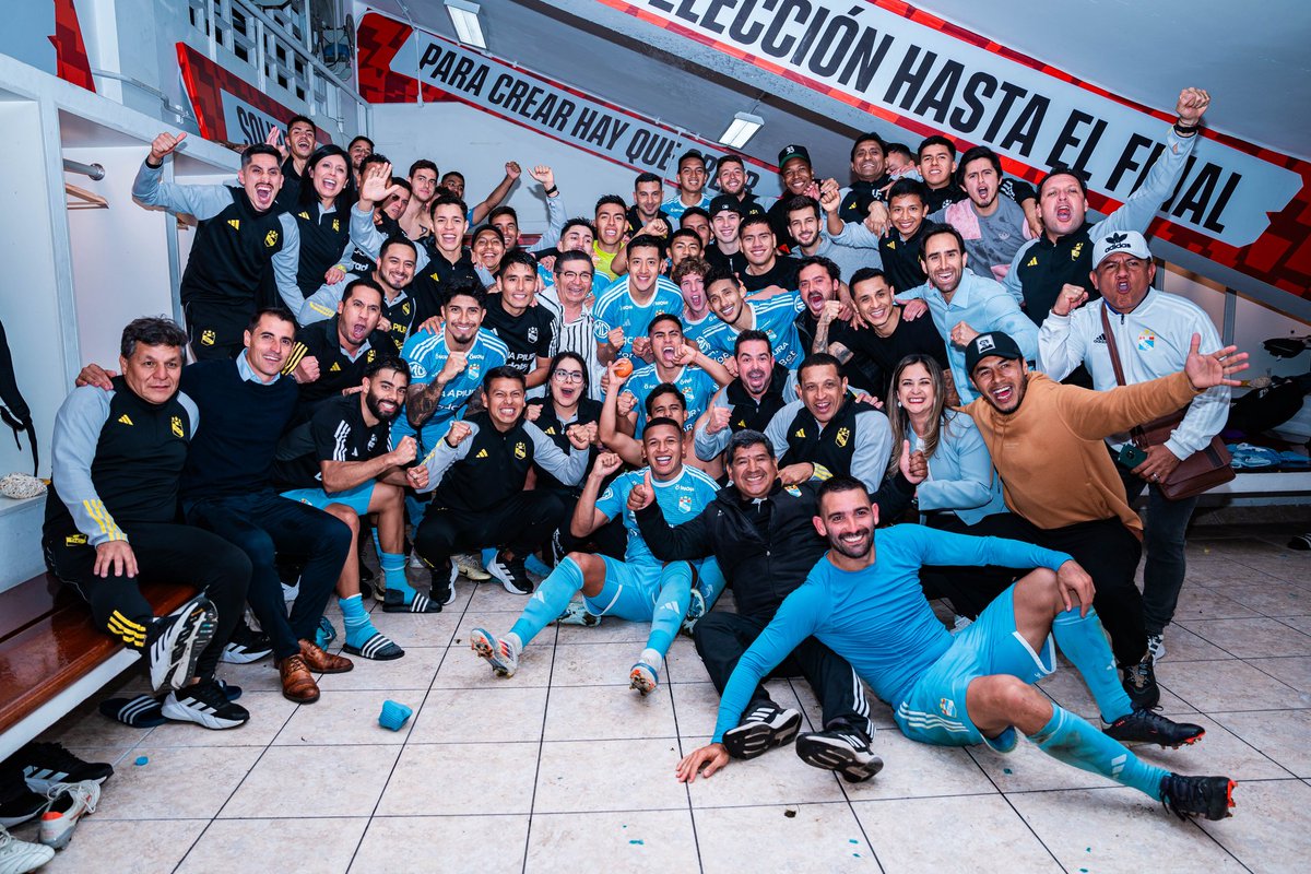 ¡JUNTOS! 🤜🤛

¡FUERZA CRISTAL TODA LA VIDA! 💪